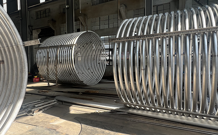 無錫龍賢機(jī)械制造有限公司生產(chǎn)哪些類型的不銹鋼管？