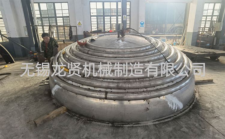 無錫封頭盤管找哪家？龍賢：把“歪瓜裂棗”卷出局，質(zhì)量硬到?jīng)]對手！?